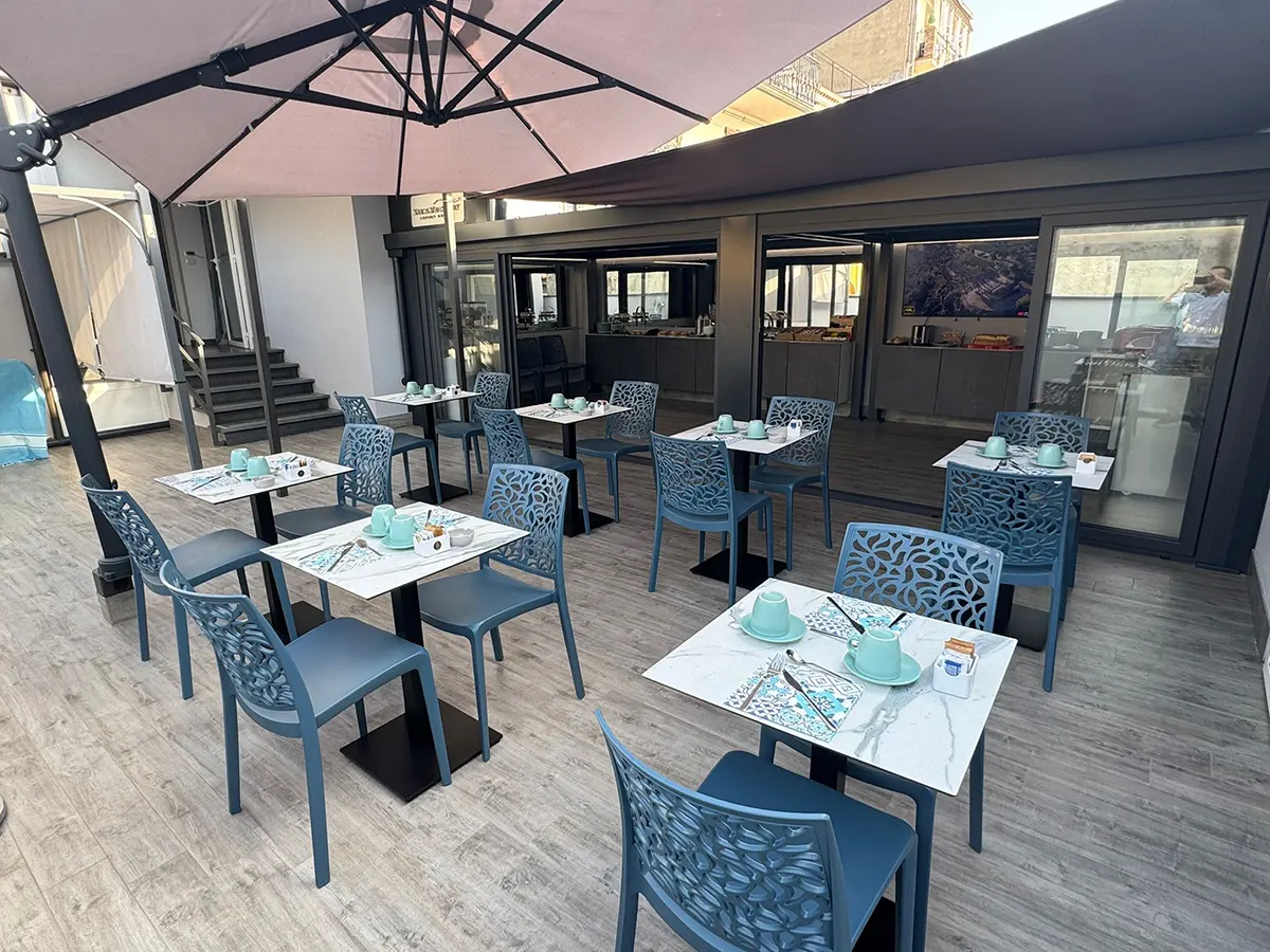 Naxos Marina Bay 3
